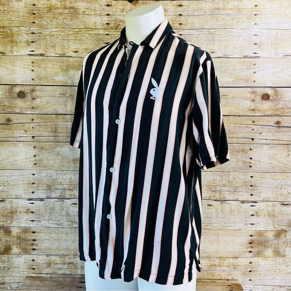 Playboy by PacSun Mens Striped Short Sleeve Button Up Shirt Black Peach Size M